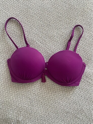 Penti bikini üstü