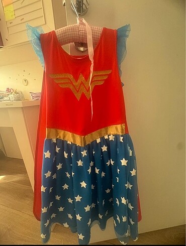H&M wonder women kostüm