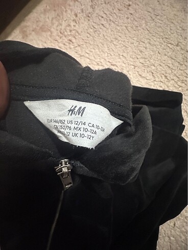 9 Yaş Beden H&M kadife eşofman takımı