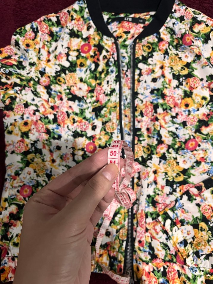 Çiçek Desenli Fermuarlı Kadın rüzgarlık - Görsel 3