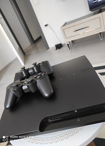 PlayStation 3 , 30 Oyunlu, 320 gb