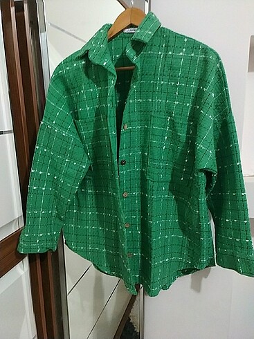 Yeşil gömlek ceket