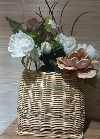 Rattan dekoratif sepet