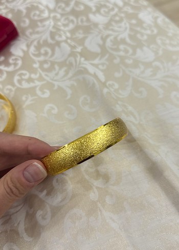 Trendyol & Milla Altın Renkli Elastik Kadın Bileklik