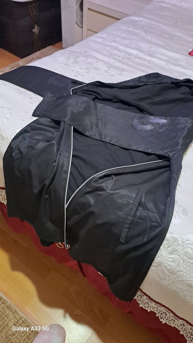 Siyah Fermuarlı yağmurluk ince - Görsel 2