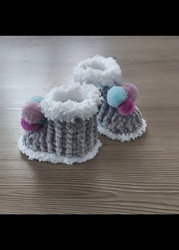 Gri Örgü Kız Çocuk Ev Terliği - Görsel 2