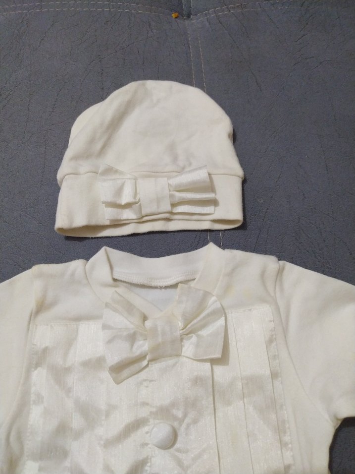 Düğmeli Pamuklu Beyaz Bebek Hastane Kıyafeti - Görsel 3