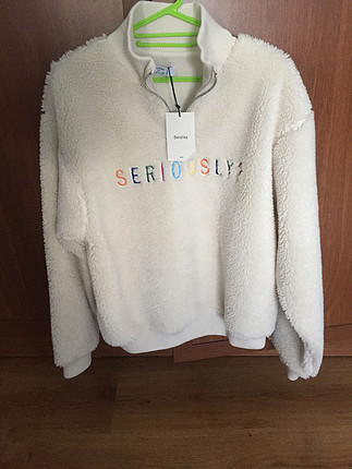 l Beden ten rengi Renk Bershka tüylü sweatshirt