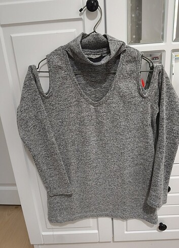 yarım balıkçı omzu açık bluz - Görsel 3