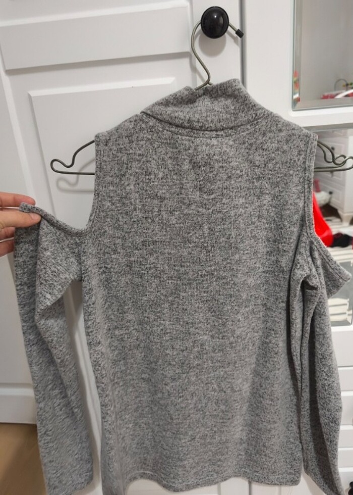 yarım balıkçı omzu açık bluz - Görsel 2