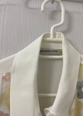 Düğmeli, Baskılı, Kolsuz Beyaz Gömlek - Görsel 3