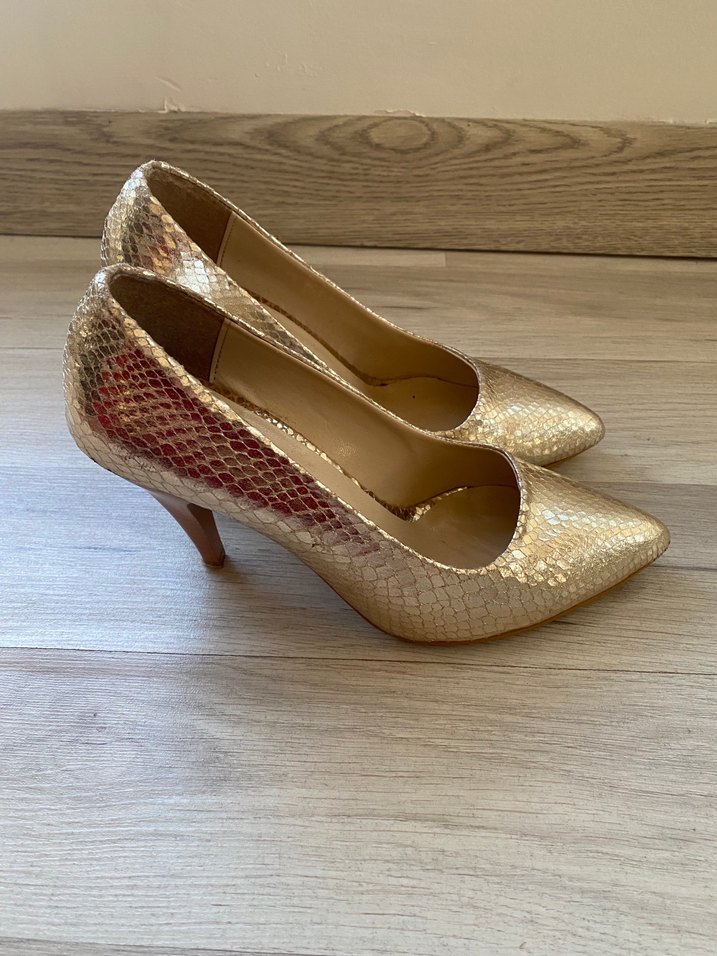 Altın Rengi Yılan Desenli Stiletto Topuklu Ayakkabı - Görsel 4