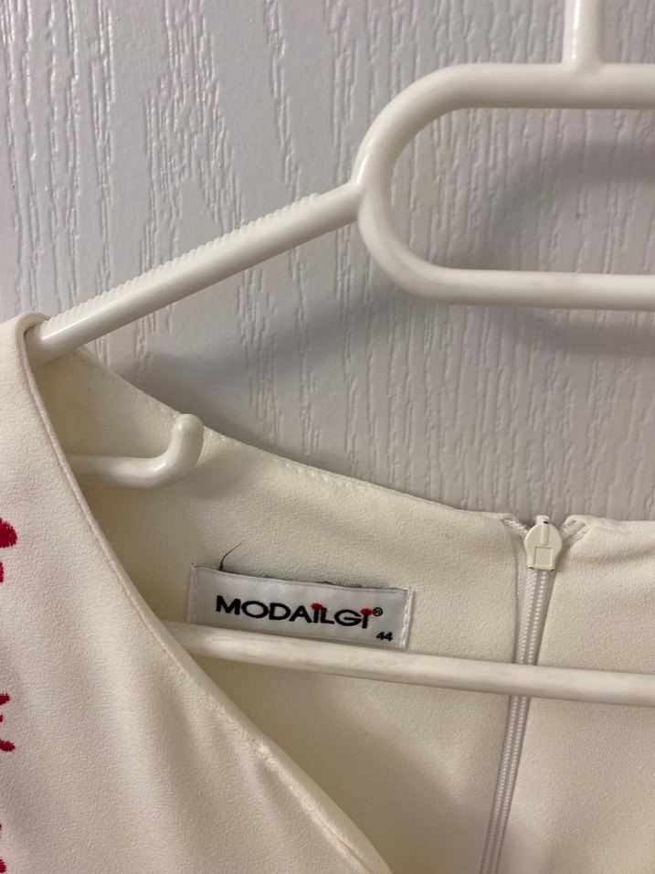 Modern elbise - Görsel 3