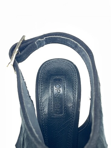 37 Beden siyah Renk Topshop Sandalet %70 İndirimli.