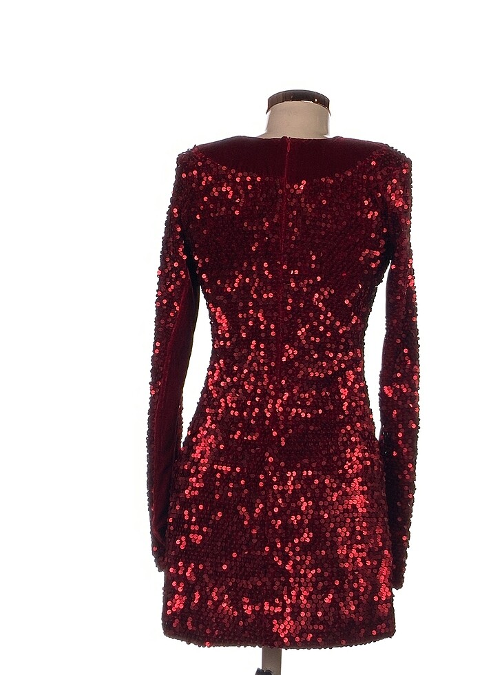 Raisa & Vanessa Kısa Abiye %70 İndirimli. - Görsel 3