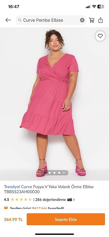 Pembe elbise