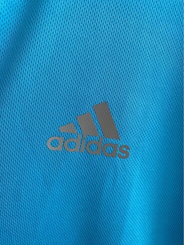 Adidas Tshirt