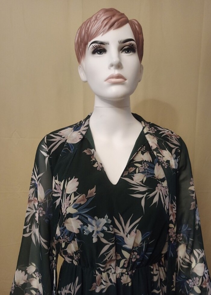 Yeşil elbise - Görsel 4