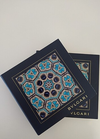 Bvlgari dekoratif dergi
