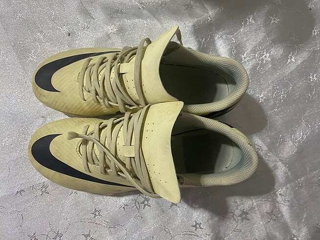 Nike Dişli krampon nıke marka 36,5 krem