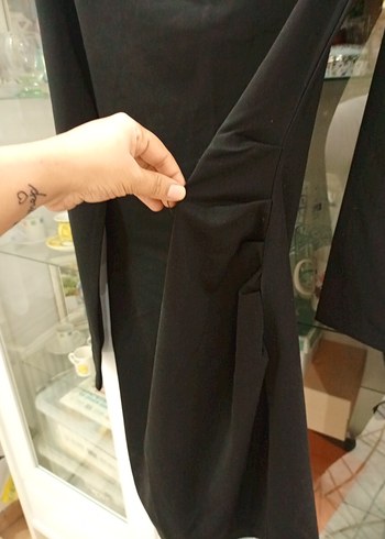 Siyah Drapeli Uzun Kollu Midi Elbise - Görsel 6