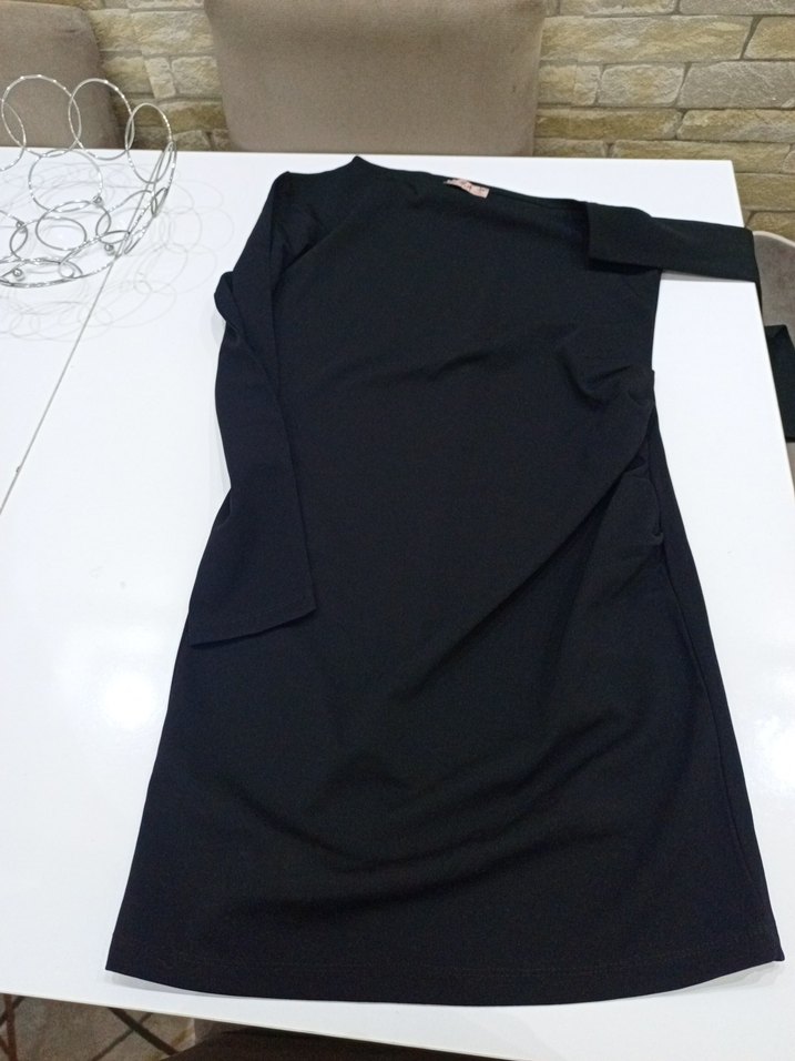 Siyah Drapeli Uzun Kollu Midi Elbise - Görsel 3