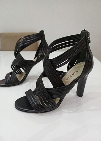 Topuklu ayakkabı - Görsel 6