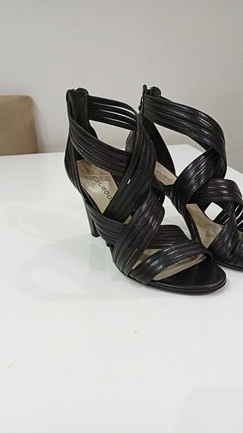 Topuklu ayakkabı - Görsel 10