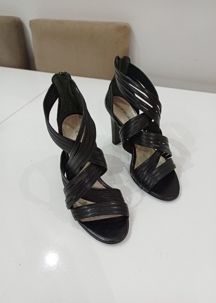 Topuklu ayakkabı - Görsel 3