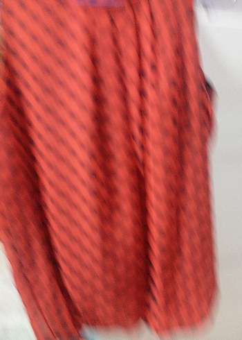 Kırmızı Puantiyeli  Kolsuz Bluz - Görsel 4