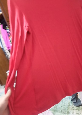 Çiçek Desenli Kırmızı bluz - Görsel 3