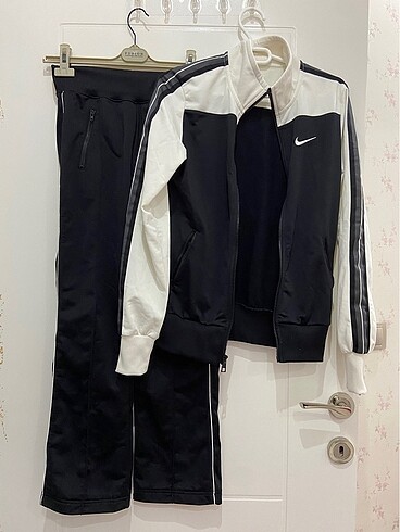 Nike eşofman takımı