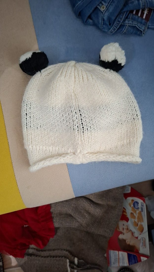 Çocuklar için örgü panda bere - Görsel 2