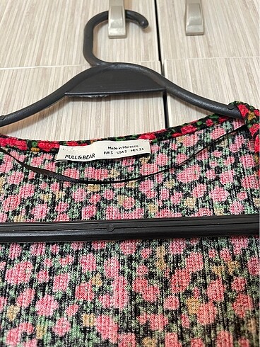s Beden Pull and bear çiçekli orijinal elbise