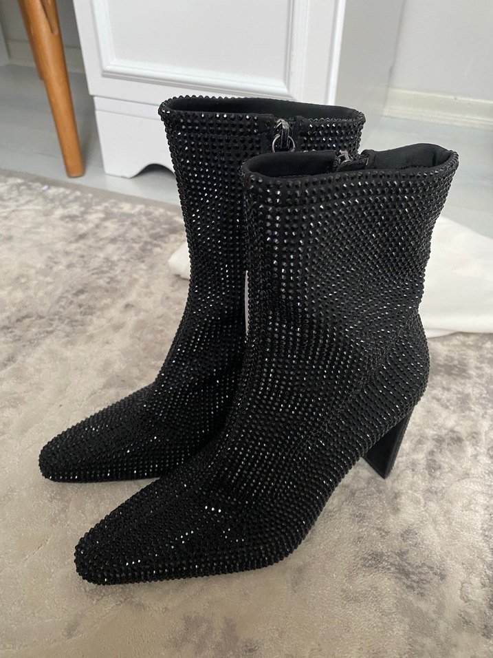 Zara Parlak Taşlı Stiletto Topuklu Bot - Görsel 3