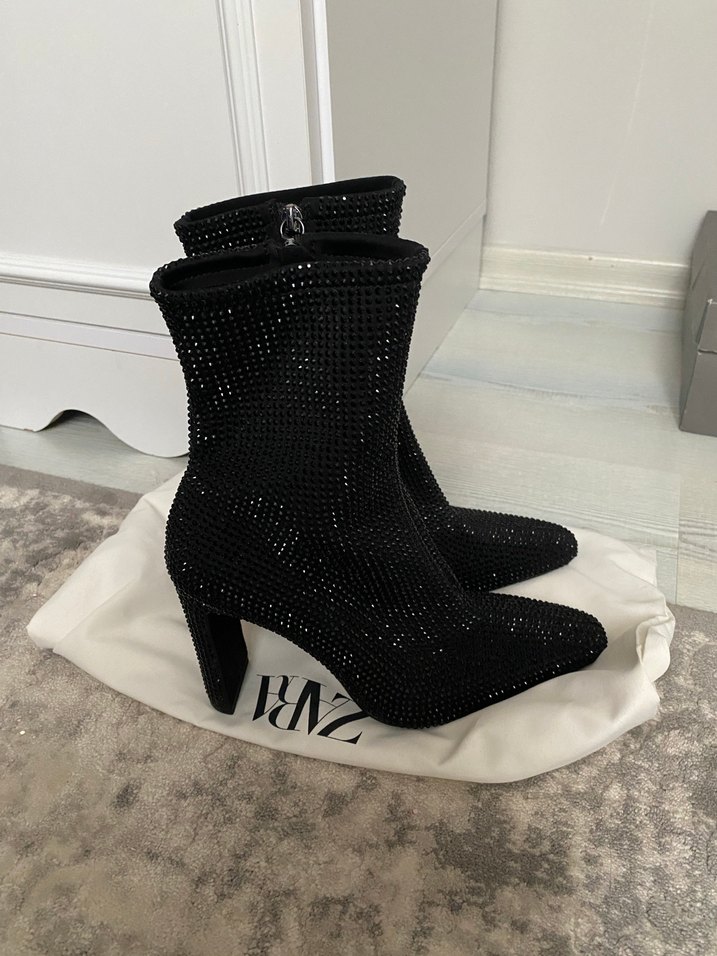 Zara Parlak Taşlı Stiletto Topuklu Bot - Görsel 5
