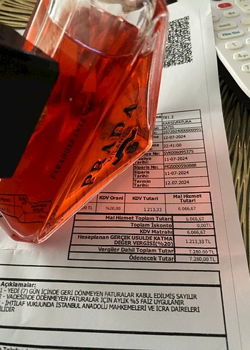 Prada paradoxe Intense Kadın Parfümü 90 ml - Görsel 6