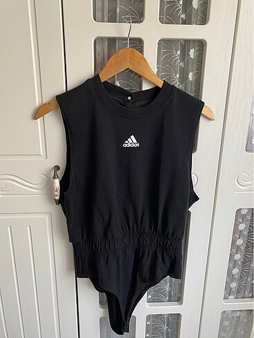Adidas dance body