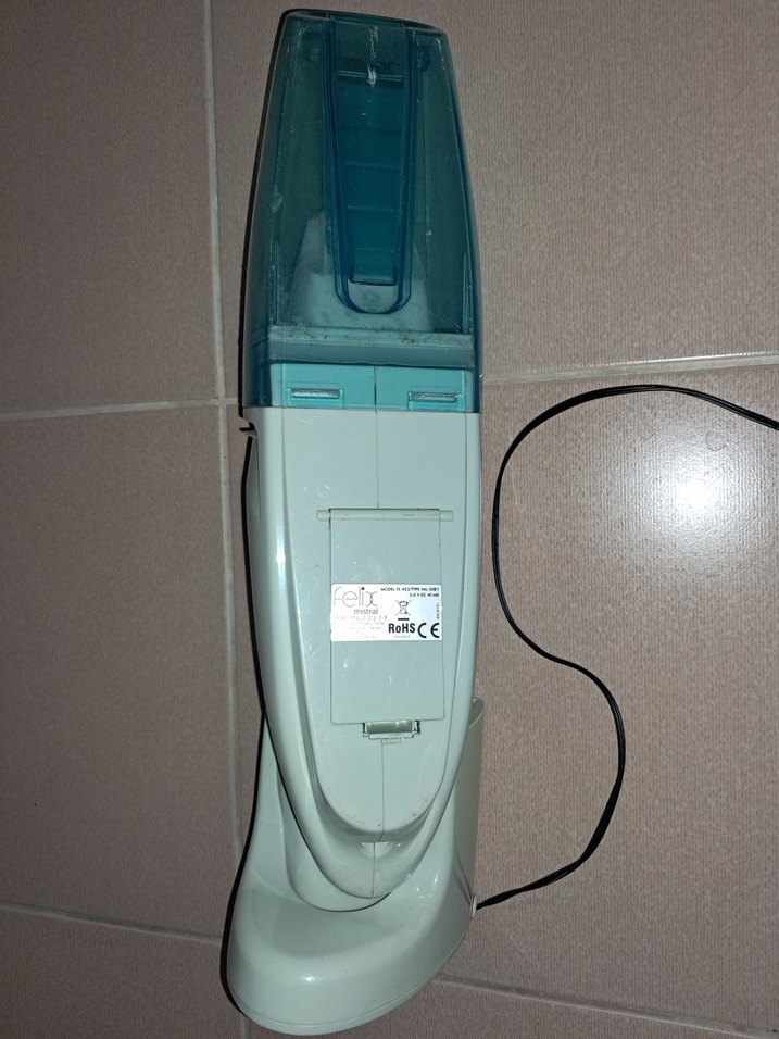 Turkuaz Renkli Pastel Elektrikli Süpürge Şarzlı - Görsel 5