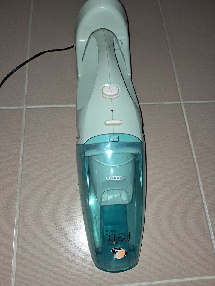 Turkuaz Renkli Pastel Elektrikli Süpürge Şarzlı - Görsel 3