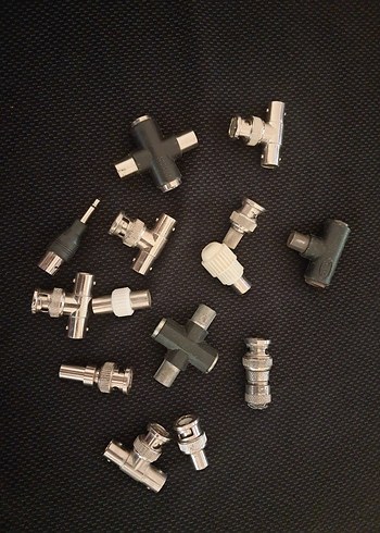 Çeşitli Gri Metal Bağlantı Parçaları - Görsel 2