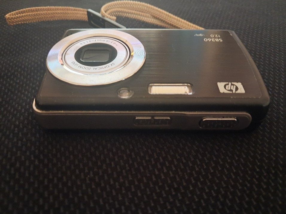 HP SB360 12.0 MP Dijital Kamera Siyah - Görsel 2