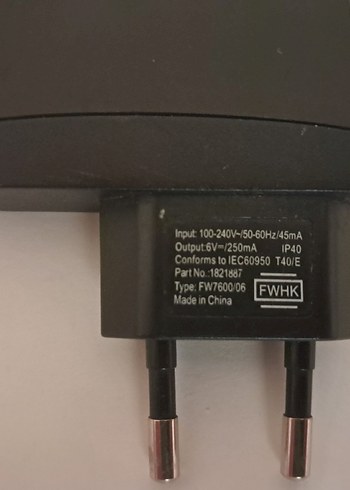 Siyah Telefon Şarj Aleti - Görsel 2