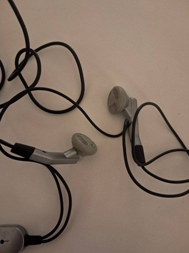 Gri Kulaklık - Görsel 2