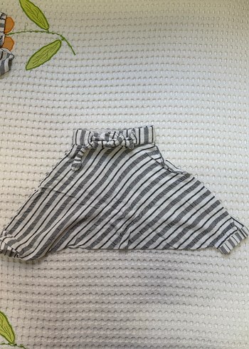 Kız Çocuk Gri Çizgili Şalvar Takımı - Görsel 4