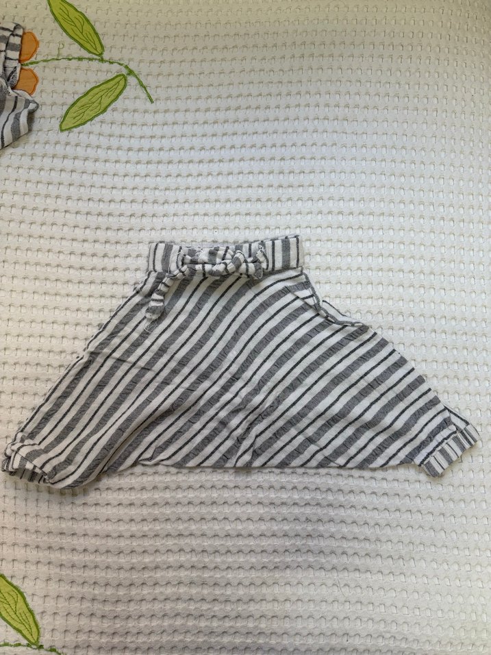 Kız Çocuk Gri Çizgili Şalvar Takımı - Görsel 4