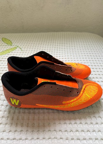 Turuncu Halı Saha Krampon - Görsel 2