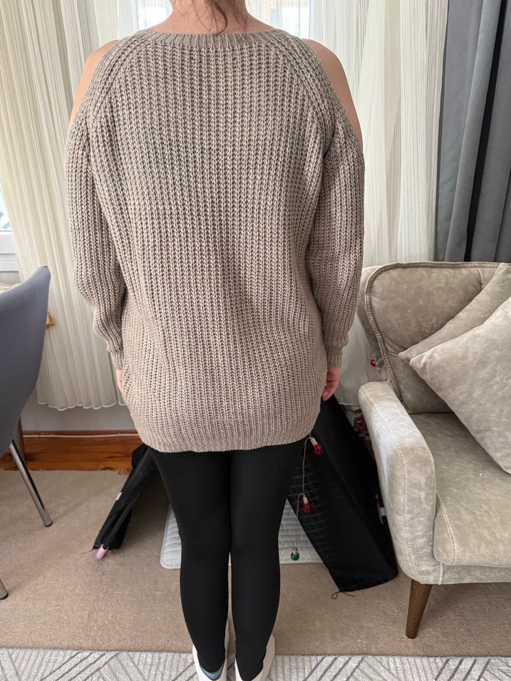 Bej Omuz Detaylı Triko Kadın Kazak - Görsel 3