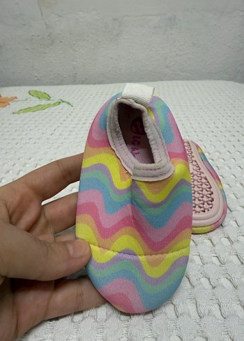 Lcw Steps Karışık Desenli Kız Bebek Deniz Ayakkabısı - Görsel 3