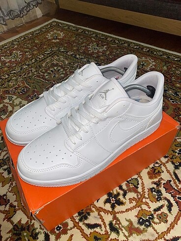 NİKE AİR KISA JORDAN ERKEK SPOR AYAKKABI